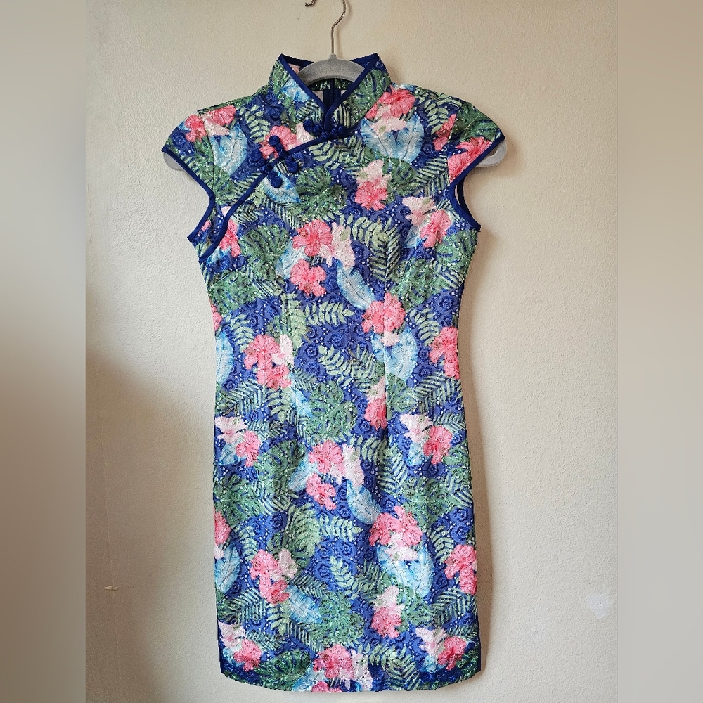 NWT Floral Print And Brodade Cheongsam Dress